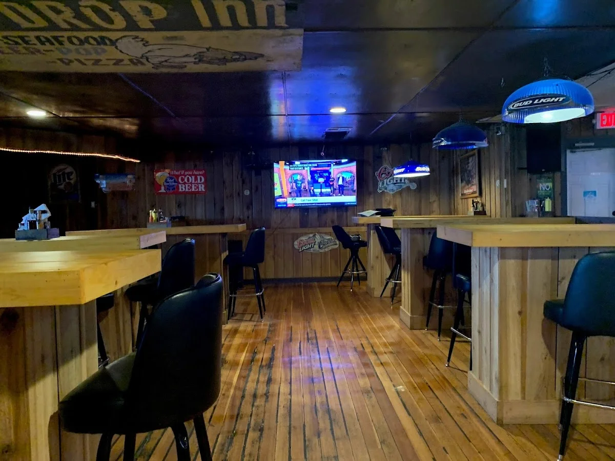 Dew Drop Inn