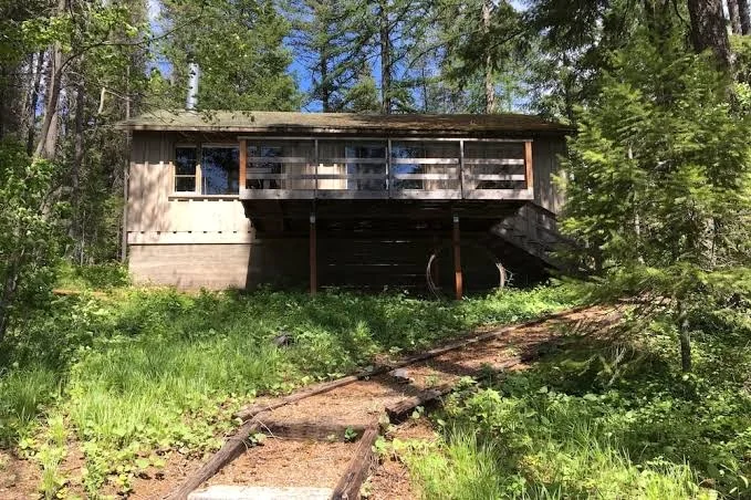 Rustic Lakeside Cabin